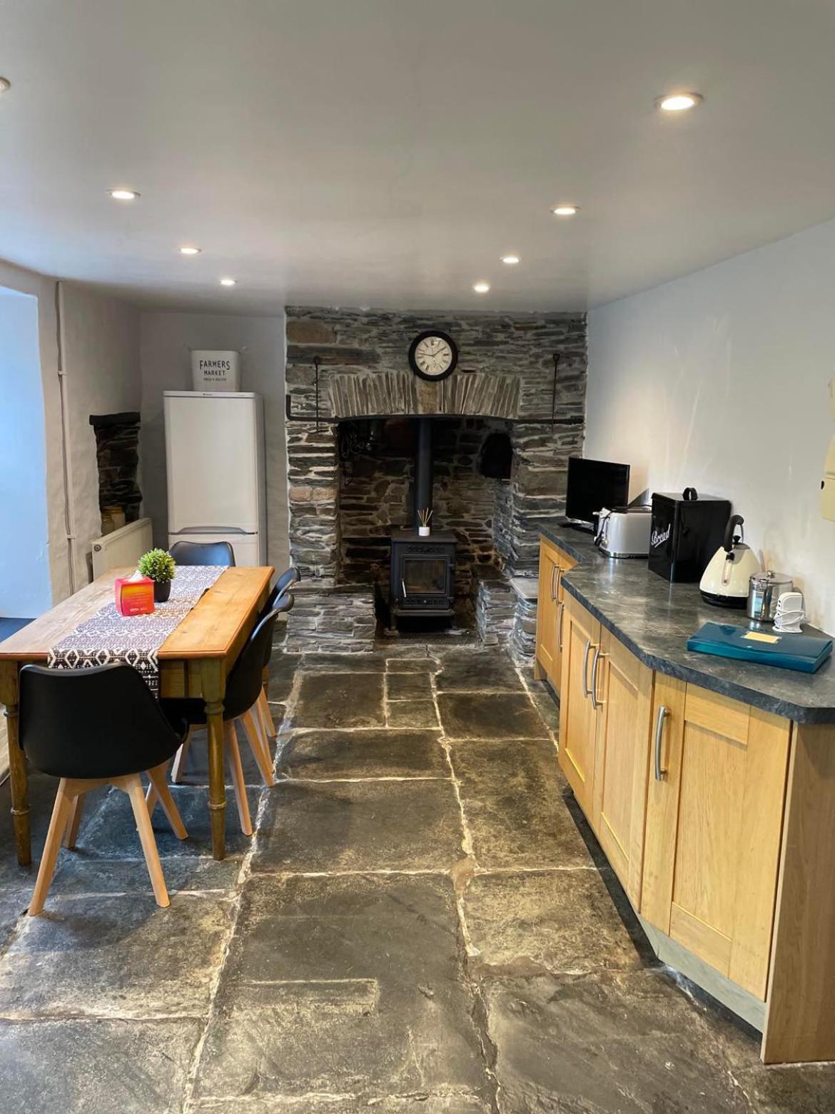 Myrtle Cottage ボスキャッスル エクステリア 写真